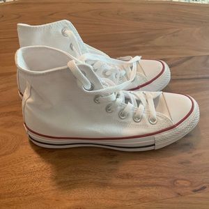 WHITE HIGH TOP CONVERSE